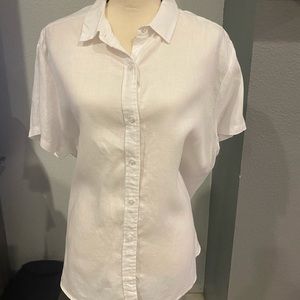 Tommy Bahama linen button down blouse